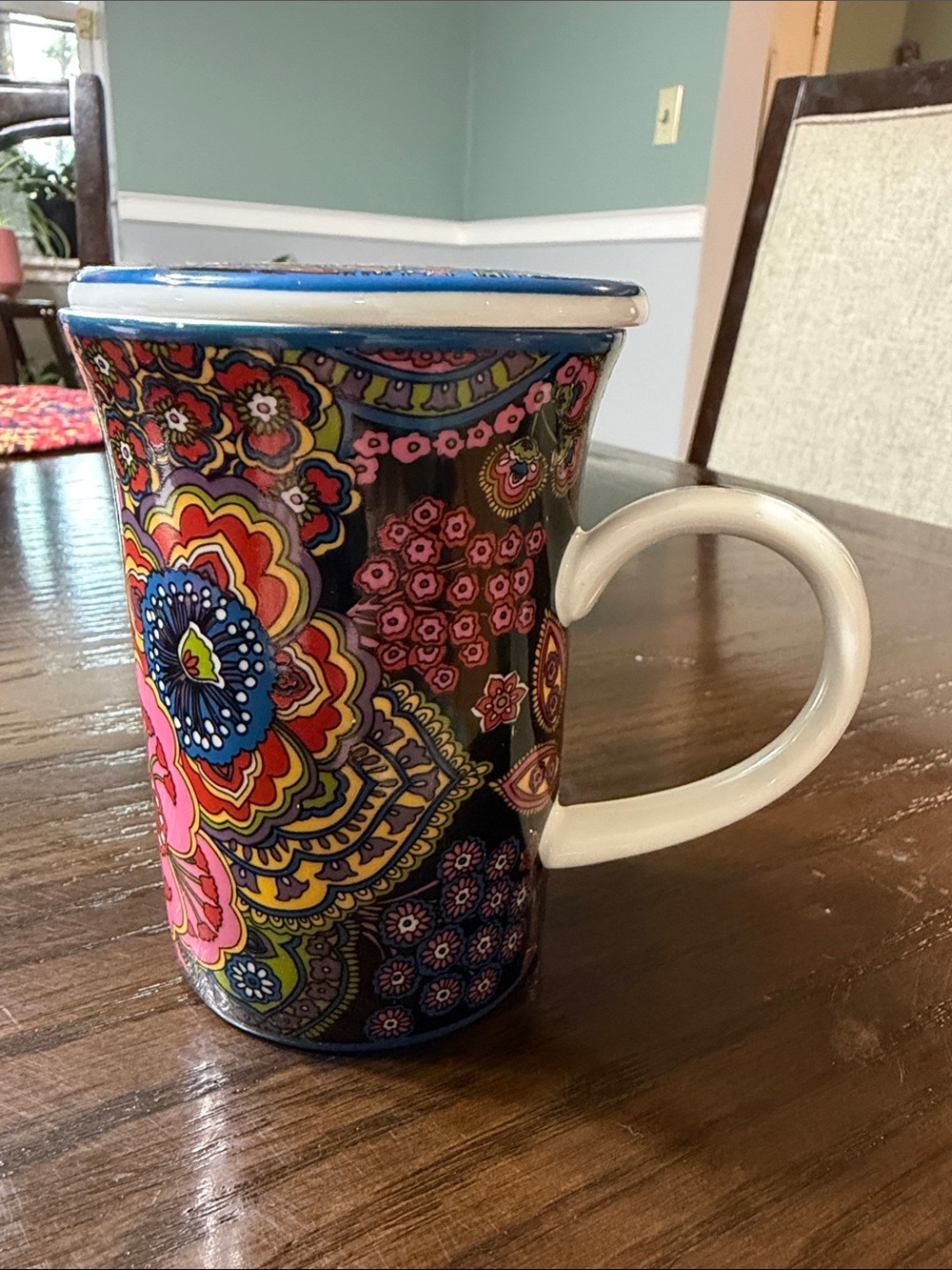 Vera Bradley “Symphony in Hue”Porcelain Tea/Coffee Mug with Matching lid.